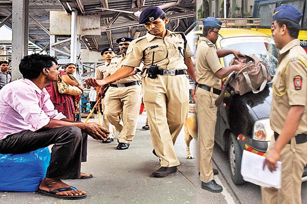 afterparisattackssecuritysteppedupindelhiandmumbai